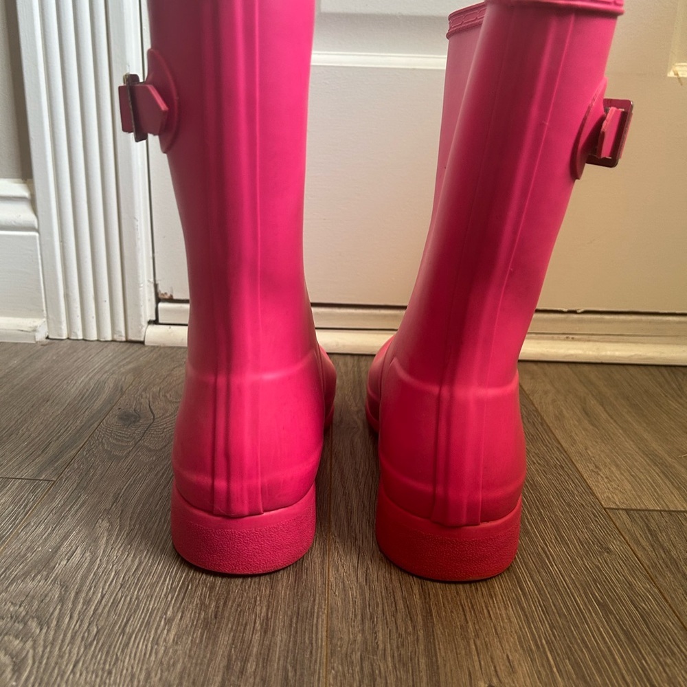 Hunter Fuchsia Waterproof Boots - Picture 4 of 6